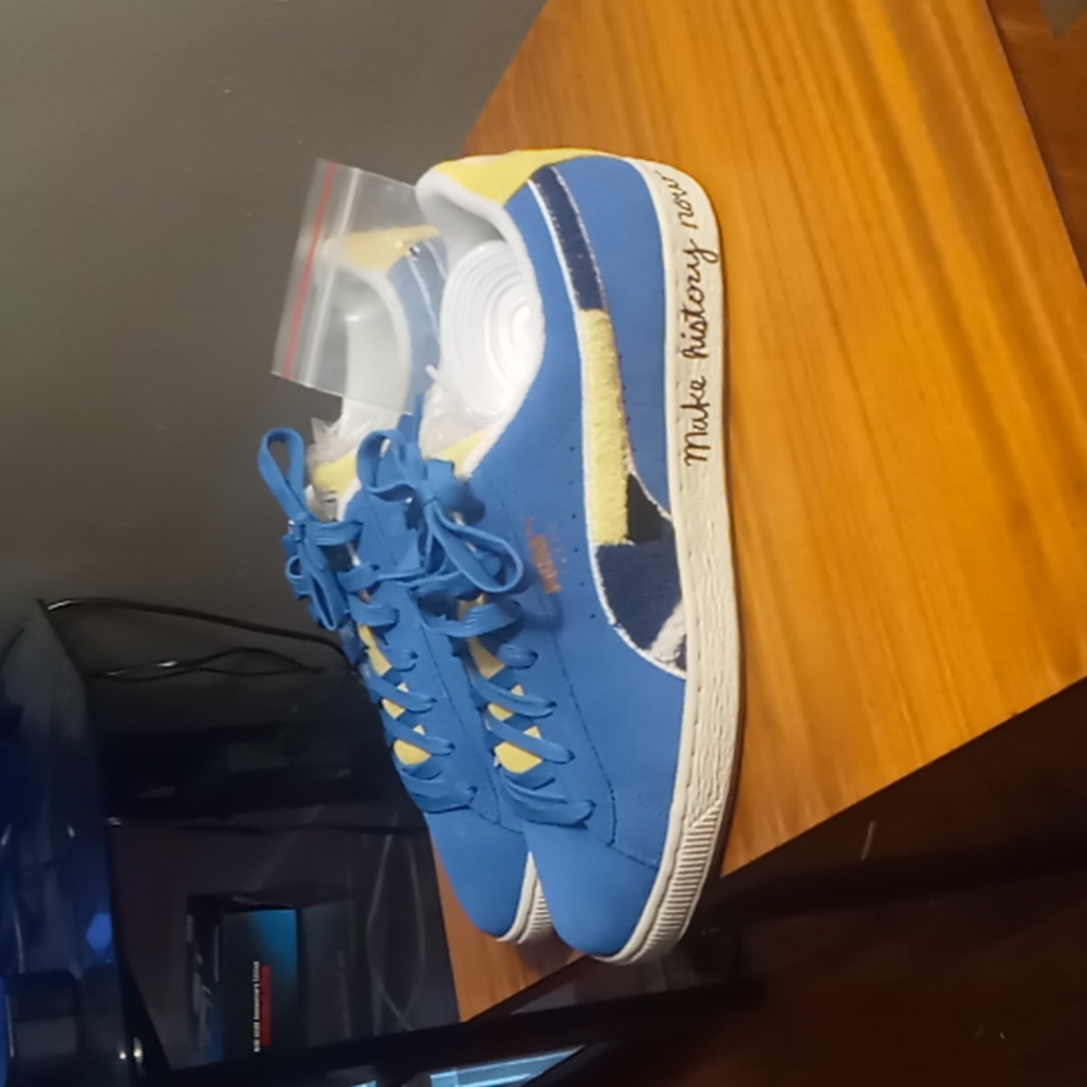 baby blue puma sneakers